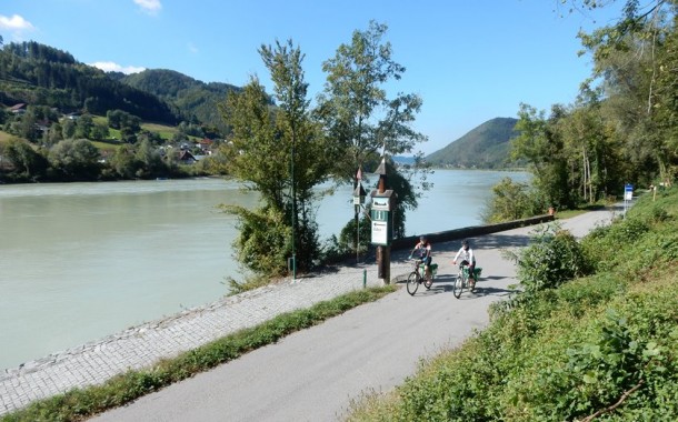Vídeo Cicloturismo pelo Danúbio, de Passau até Viena