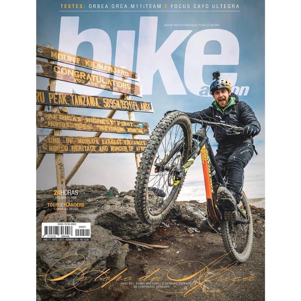 Revista Bike Action Maio 2017 - Pg 66 a 70 - Vales & Vulcões.pdf